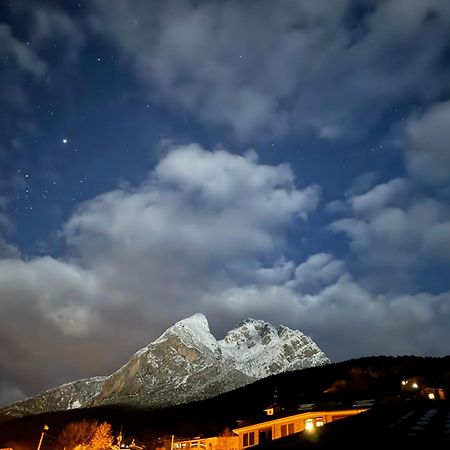 La Cara Nord , Alojamiento Turistico ,Saldes, A Los Pies Del Pedraforca, Apartamento Exterior photo